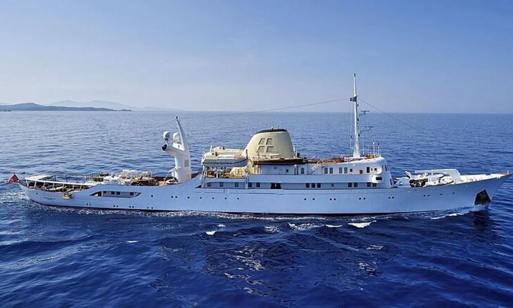 Στα Χανιά η θαλαμηγός του Ωνάση «Christina O» (εικόνες)